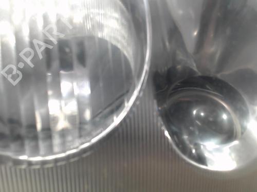 Used Right headlight Right headlight RENAULT CLIO II (BB_, CB_) 1.4 16V (B/CB0P, BB13) (98 hp) 29488529 29488529