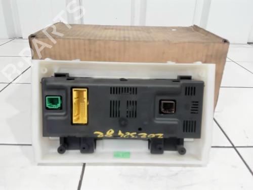 Used Climate control Climate control PEUGEOT 307 (3A/C) 1.6 HDi (90 hp) 25647614 25647614