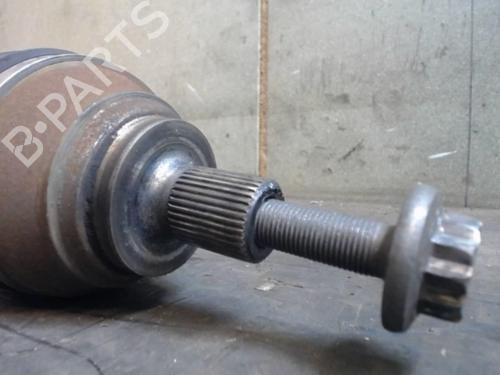 Used Left front driveshaft Left front driveshaft VW GOLF VII Variant (BA5, BV5) 2.0 TDI (150 hp) 25640051 25640051