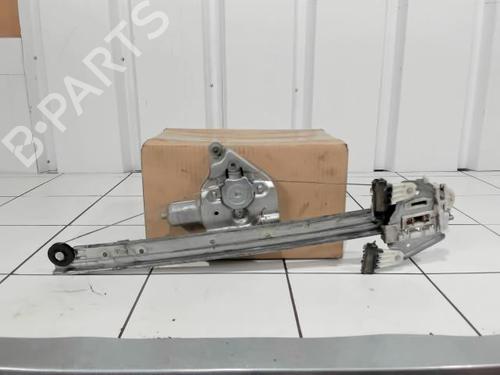 Front right window mechanism SUZUKI GRAND VITARA II (JT, TE, TD) 1.9 DDiS All-wheel Drive (JT419, TD44, JB419WD, JB419XD,... | BP25648084C23 