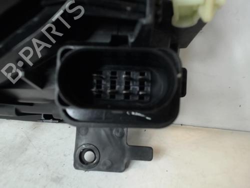 Right headlight VW POLO (6N2) 1.4 | BP25633209C29 