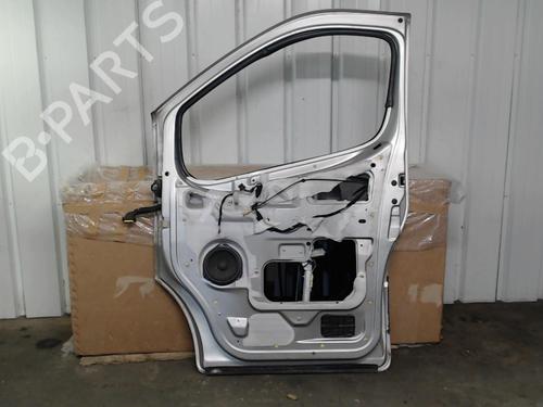 Right front door OPEL VIVARO A Bus (X83) 2.5 CDTI (F7, J7, A07) | BP30129465C3