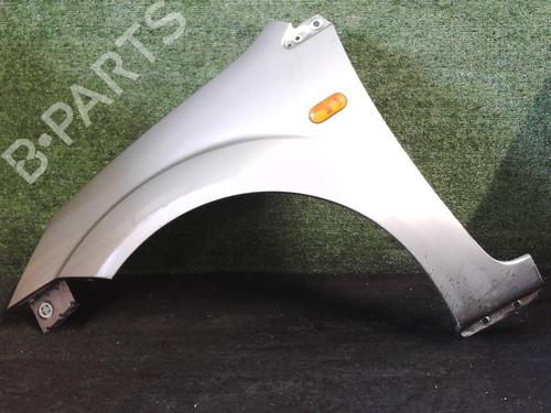 Used Left front fenders FORD FIESTA V (JH_, JD_) 1.4 16V (80 hp) 25628408