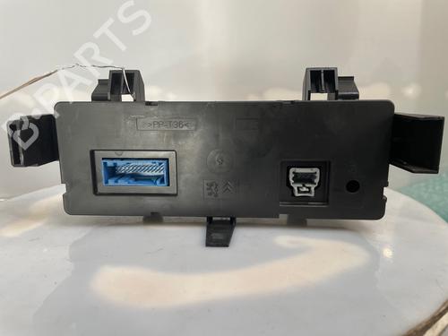 Used Climate control Climate control 39086919 39086919