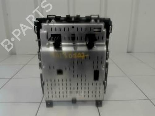 Used Climate control Climate control RENAULT MEGANE IV Hatchback (B9A/M/N_) 1.5 dCi 110 (B9A3) (110 hp) 25639580 25639580