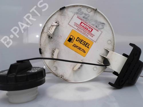 fuel-flap-ssangyong-tivoli-2015-29072332 main image