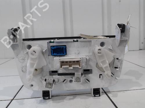 climate-control-fiat-grande-punto-199_-2005-26599160 main image