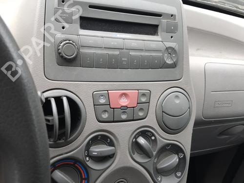 Radio FIAT PANDA (169_) 1.2 (169.AXB11, 169.AXB1A) | BP28119541E6 - Image 9