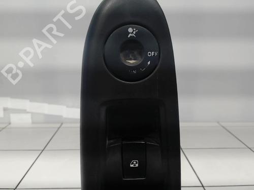 Used Right front window switch Right front window switch RENAULT CLIO II (BB_, CB_) [1998-2016] 40013890 40013890
