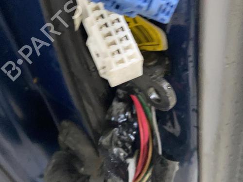 Used Right front door HYUNDAI TUCSON (JM) 2.0 CRDi All-wheel Drive (113 hp) 25630388
