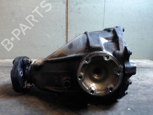 Used Rear differential Rear differential MERCEDES-BENZ C-CLASS (W202) C 220 CDI (202.133) (125 hp) 25633117 25633117
