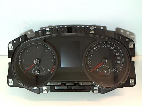 Used Instrument cluster VW GOLF VII (5G1, BQ1, BE1, BE2) 1.6 TDI (105 hp) 25648656
