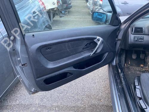Left headlight BMW 3 Compact (E46) 318 td | BP25645152C28 