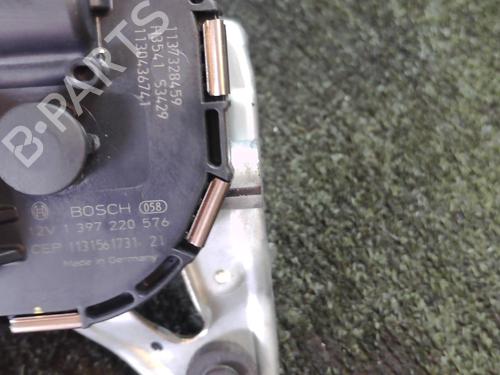Used Front wiper motor PEUGEOT 5008 (0U_, 0E_) 1.6 HDi (112 hp) 25647520