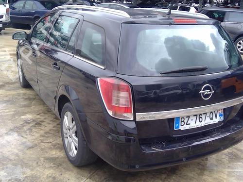 Right taillight OPEL ASTRA H Estate (A04) 1.7 CDTI (L35) | BP25648431C35 