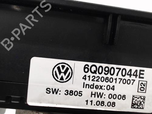 Used Climate control VW POLO (9N_, 9A_) 1.4 16V (75 hp) 27217229