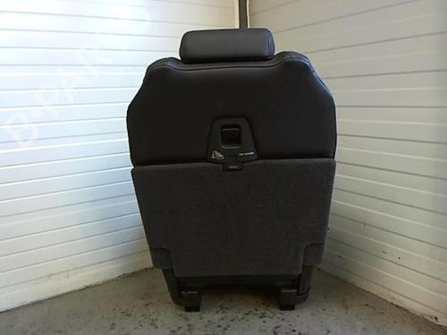 Rear seat PEUGEOT 5008 (0U_, 0E_) 2.0 HDi | BP25640522C17