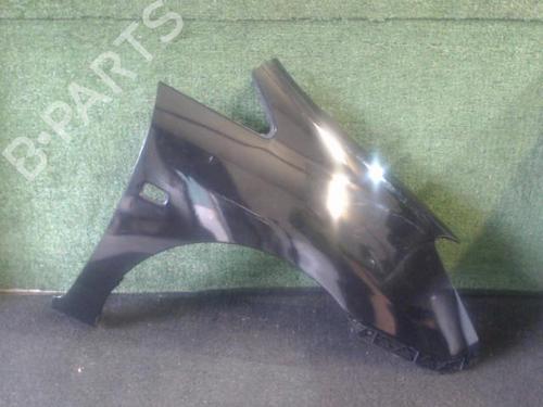 Used Right front fenders TOYOTA COROLLA Verso (_E12_) 2.0 D-4D (CDE120_, CDE120R) (90 hp) 25642034