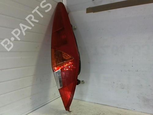 Used Right taillight Right taillight FIAT PUNTO (188_) 1.2 60 (188.030, .050, .130, .150, .230, .250) (60 hp) 25628835 25628835