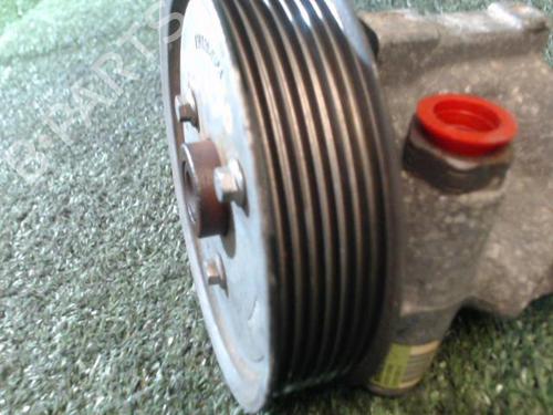 Used Steering pump Steering pump RENAULT ESPACE IV (JK0/1_) 2.0 dCi (JK01, JK02, JK1J, JK1K, JK1H) (150 hp) 25631566 25631566