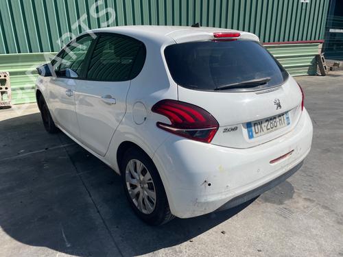 Brugte PEUGEOT 208 I (CA_, CC_)  1.2 VTI 82  4933057