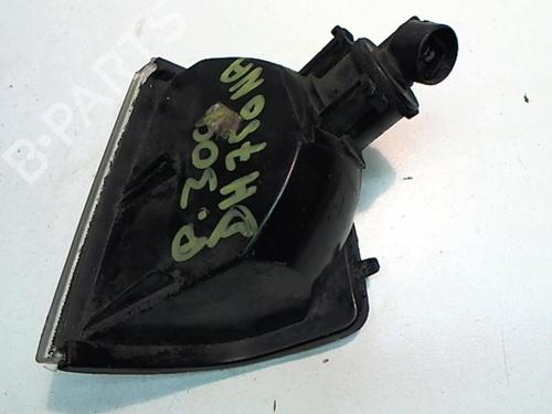 Used Right front indicator Right front indicator PEUGEOT 309 I (10C, 10A) 1.1 (54 hp) 25637695 25637695