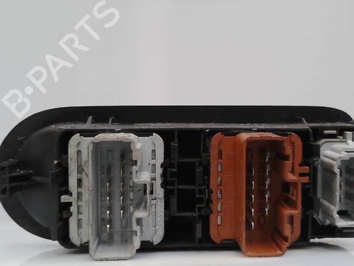 Used Left front window switch Left front window switch RENAULT SCÉNIC II (JM0/1_) 1.5 dCi (JM1E, JM16) (106 hp) 29598096 29598096