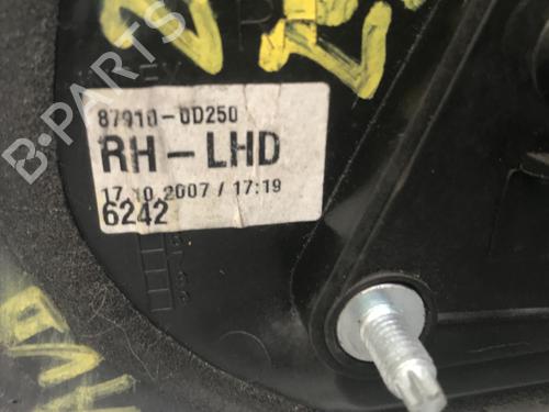 Used Right mirror TOYOTA YARIS (_P9_) 1.3 VVT-i (SCP90_, SCP90R) (87 hp) 29332294