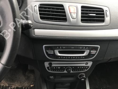 Right taillight RENAULT MEGANE III Grandtour (KZ0/1) 1.5 dCi (KZ09, KZ0D, KZ1G, KZ29, KZ14, KZ1W, KZ10, KZ1F,... | BP25644604C35 