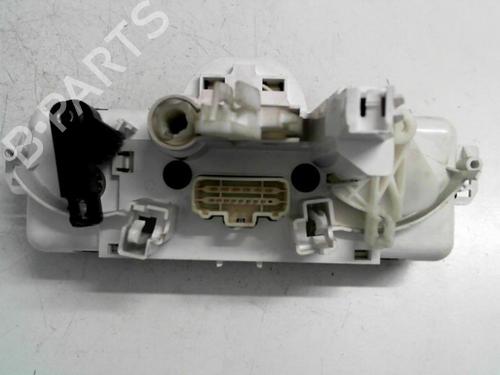 Used Climate control Climate control RENAULT CLIO III (BR0/1, CR0/1) [2005-2014] 25633750 25633750