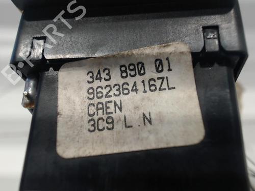 Used Switch Switch PEUGEOT 306 Hatchback (7A, 7C, N3, N5) 1.8 (101 hp) 40033130 40033130
