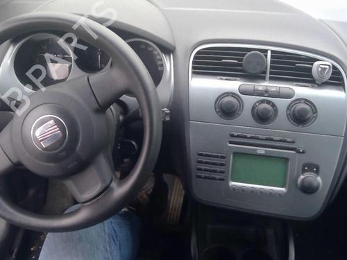 Left taillight SEAT TOLEDO III (5P2) 1.9 TDI | BP25650685C34 
