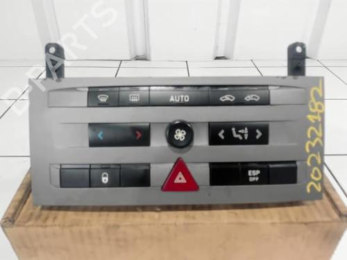 Used Climate control Climate control 25647704 25647704