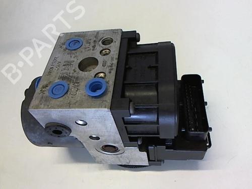 Used ABS pump ABS pump FIAT PUNTO (176_) [1993-1999] 25637110 25637110