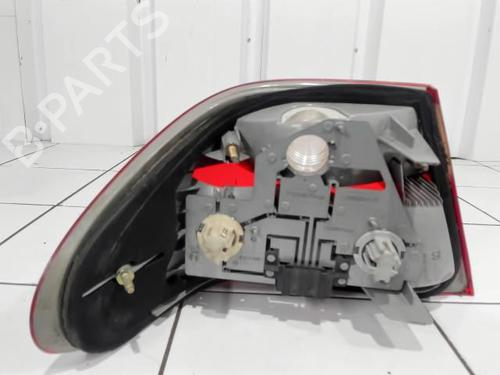 Used Right taillight Right taillight MERCEDES-BENZ E-CLASS (W210) E 270 CDI (210.016) (170 hp) 25634737 25634737