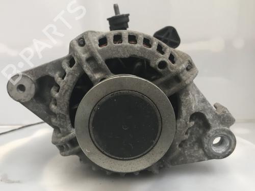 Used Alternator TOYOTA YARIS (_P9_) 1.4 D-4D (NLP90_, NLP90R) (90 hp) 30937063