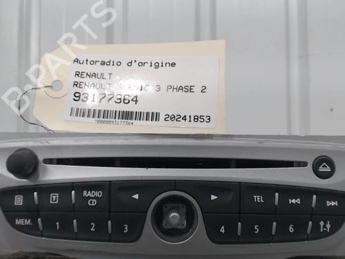 Used Radio RENAULT SCÉNIC III (JZ0/1_) 1.5 dCi (110 hp) 25639229
