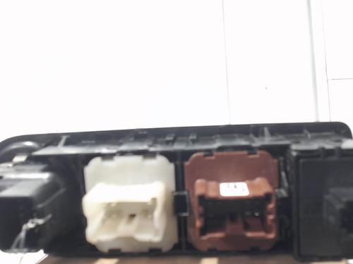 Used Left front window switch Left front window switch RENAULT CAPTUR I (J5_, H5_) 0.9 TCe 90 (90 hp) 30771779 30771779