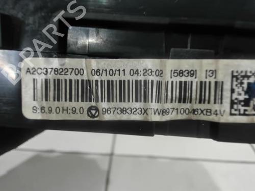 Used Climate control PEUGEOT 5008 (0U_, 0E_) 1.6 HDi (112 hp) 25647548