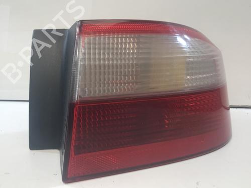 Used Right taillight RENAULT LAGUNA II (BG0/1_) 1.9 dCi (107 hp) 29412192