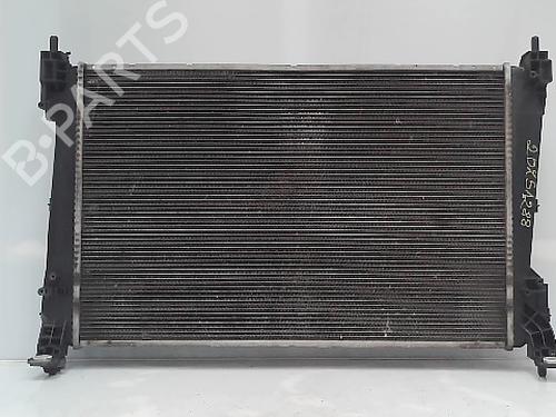 Used Water radiator Water radiator 37010252 37010252