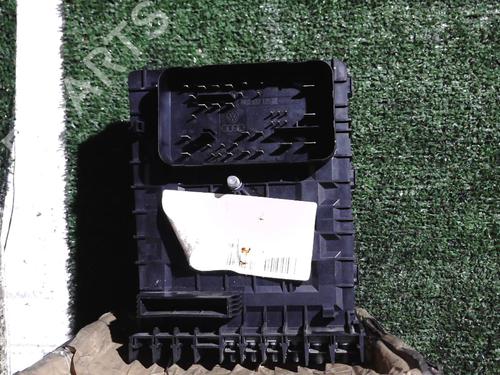 Electronic module VW TOURAN (1T1, 1T2) 1.9 TDI | BP25628701M83 