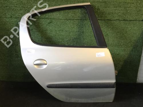 Dør højre bagtil Dør højre bagtil PEUGEOT 206 Hatchback (2A/C) 1.4 16V (88 hp) 34278927 34278927