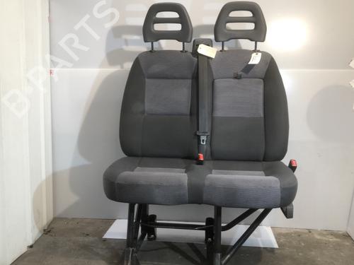 Used Right front seat PEUGEOT BOXER Van 2.2 HDi 130 (131 hp) 28216899