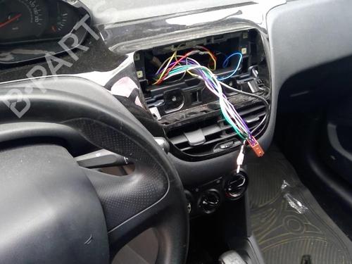 Fuel flap PEUGEOT 208 I (CA_, CC_) 1.4 HDi | BP25630047C131