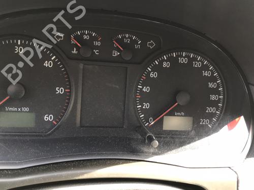 Radio VW POLO (9N_, 9A_) 1.4 TDI | BP25642152E6 