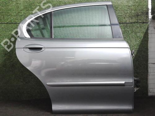 Right rear door JAGUAR X-TYPE I (X400) 2.1 V6 C2S17666