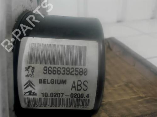 Used ABS pump ABS pump CITROËN C3 II (SC_) 1.6 HDi (92 hp) 25650364 25650364