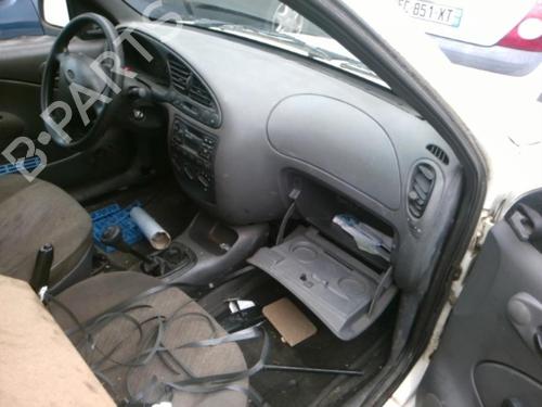 Right headlight FORD FIESTA Box Body/MPV (J5_, J3_) 1.8 D | BP25648783C29