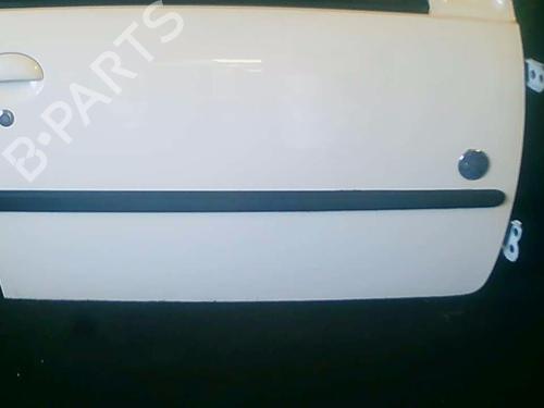 Right front door PEUGEOT 107 (PM_, PN_) 1.0 | BP25634245C3